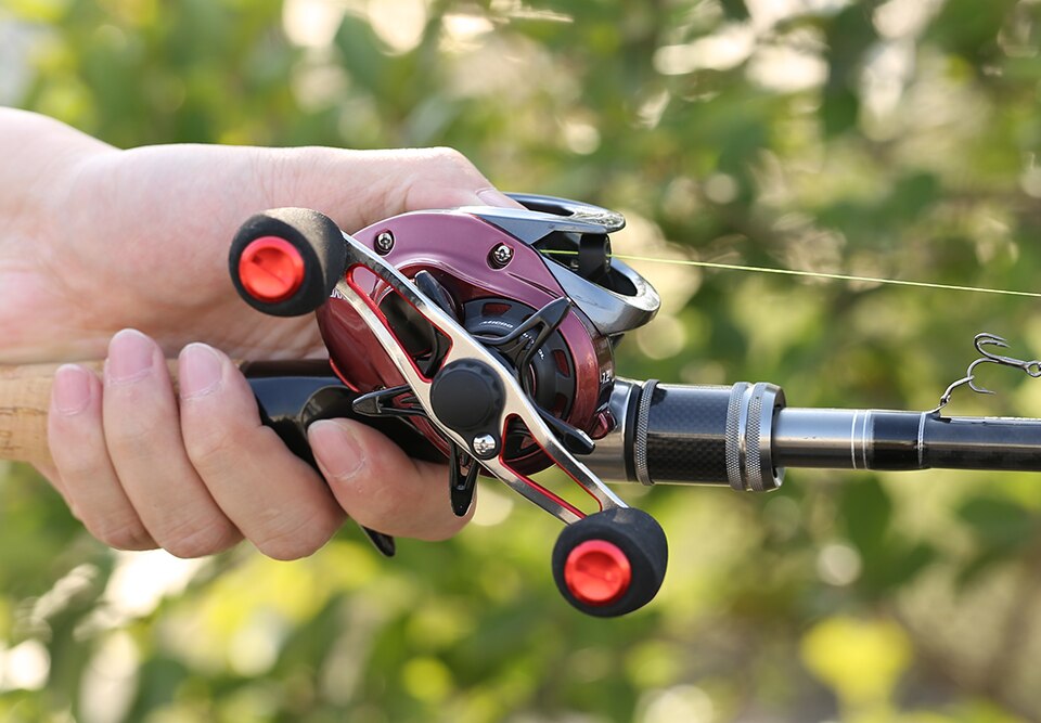 SeaKnight Brand RED FOX Series HG XG 7.2:1 8.1:1 Baitcasting Reel Centrifugal Brake System 13lbs Ultra-light Fishing Reel 192G