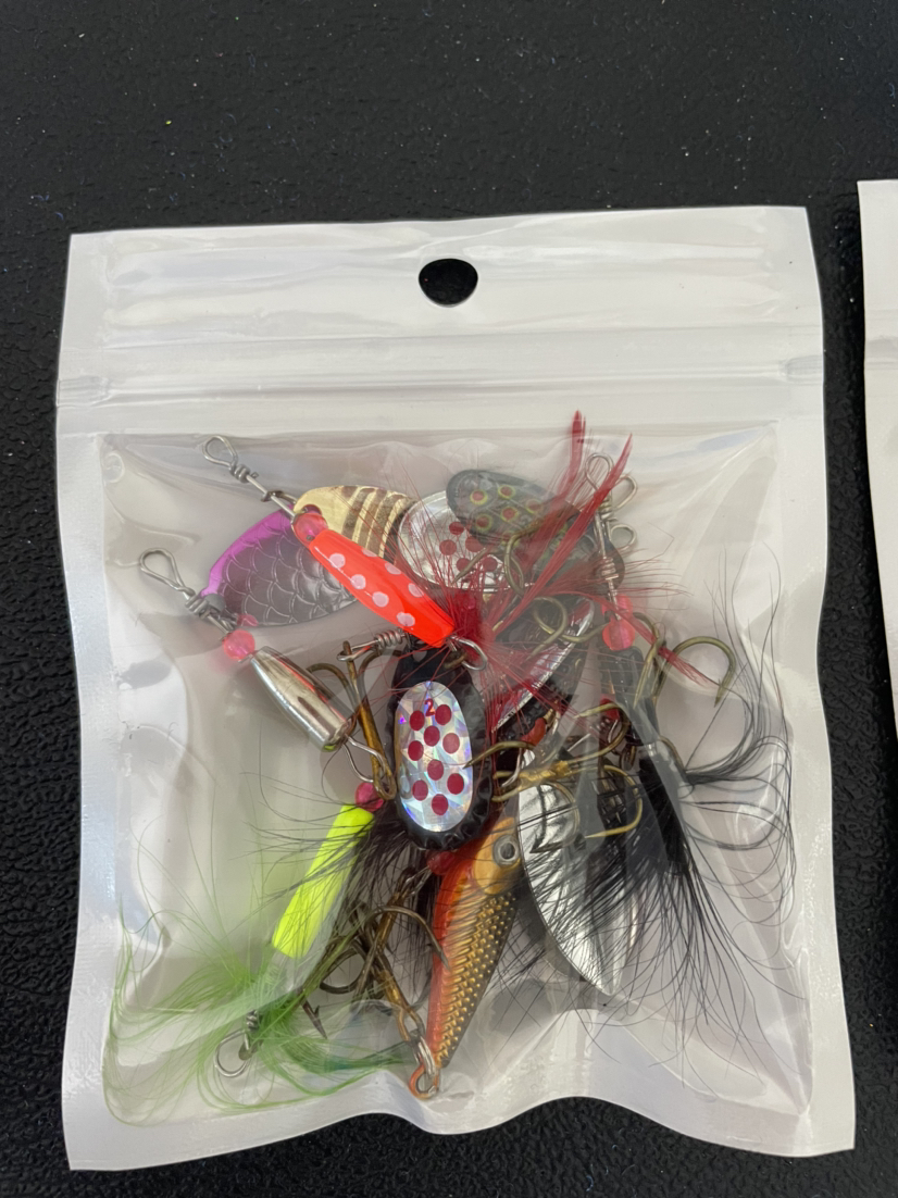 10pcs/box Spoonbait Crankbaits Fishing Wobblers for Pike Crochet Kit Artificial Bait Metal Spoon Spinner Fishing Lure Lures