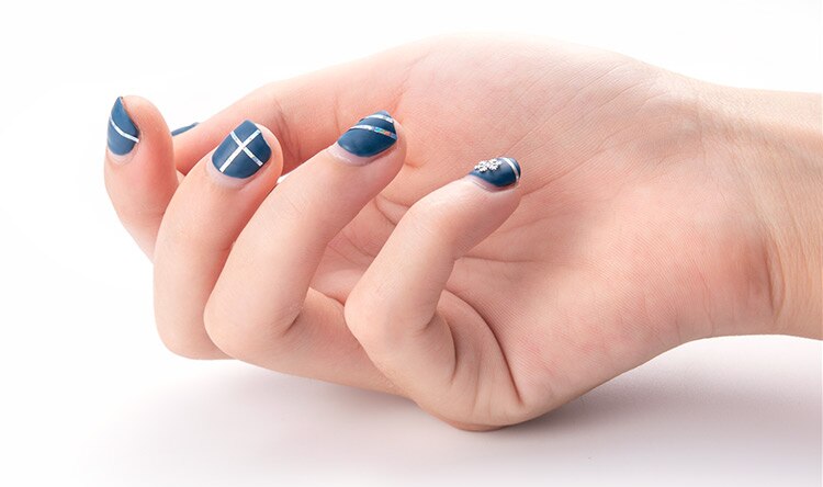 20PCS Multicolor Rolls Strip Striping Tape Line Wrap Sticker Tips Decoration DIY Nail Art Manicure Professional Kit Random Color