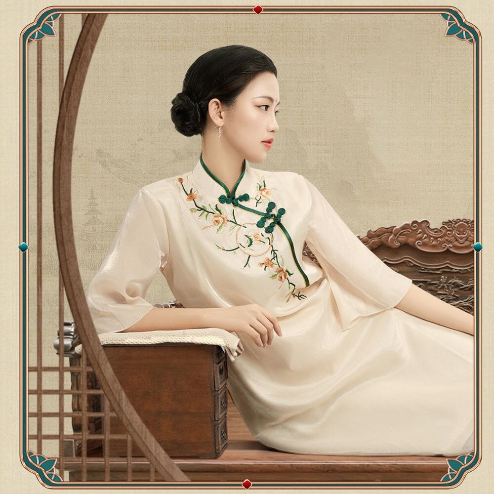 LAIKOU Ganoderma Lucidum 10PCS Face Skin Care Product Facial Cleanser Toner Essence Milk Essence Cream Eye Cream BB Cream Set LAIKOU Ganoderma Lucidum 10PCS Face Skin Care Product Facial Cleanser Toner Essence Milk Essence Cream Eye Cream BB Cream Set