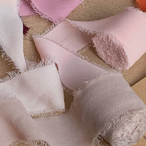 5m/Roll Frayed Silk Ribbon Edged Wrinkle Chiffon Handmade Ripped Wedding Party Flower Bouquet Gift Packing Decorations DIY Craft