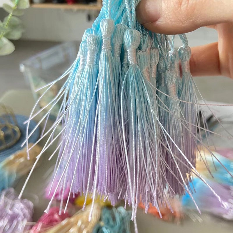 New Gradient 13cm Tassels For Crafts Polyester Silk Tassel Fringe Crafts Jewelry Diy Sewing Clothing Pendant Decor Bookmark New Gradient 13cm Tassels For Crafts Polyester Silk Tassel Fringe Crafts Jewelry Diy Sewing Clothing Pendant Decor Bookmark